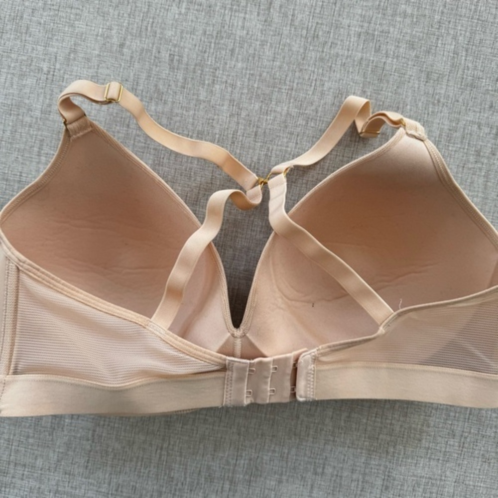 Lively All-Day Deep V No-Wire wireless Nude bra T shirt with J‎ hooks 38DD - Picture 5 of 9